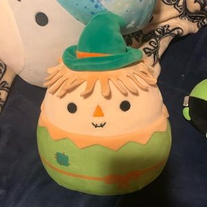 Samuel the scarecrow squishmallow NWT